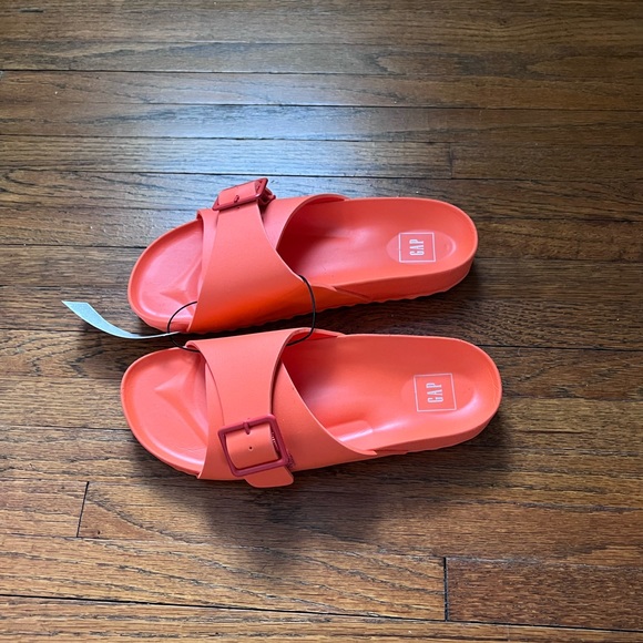 Bright Orange Rubber Pool Slides - Picture 4 of 8